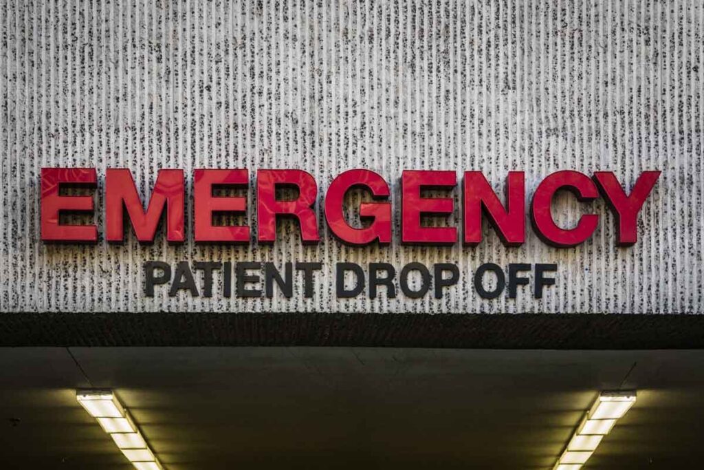 Hospital ER sign outside of hospital